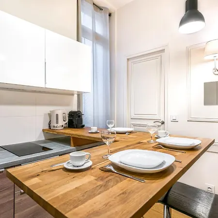 Appartement Champs Elysees - Marbeuf 1bdr Paris